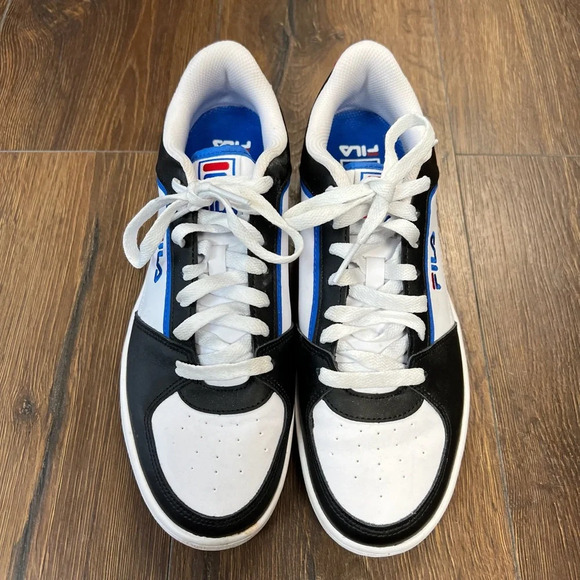 Men's Fila Eastpoint low top sneakers SZ 10 - Picture 3 of 8